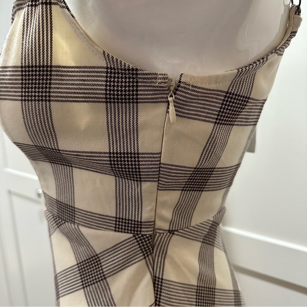 Urban Outfitters Keya Plaid Hook and eye Closure Size Small NWT - Picture 6 of 8